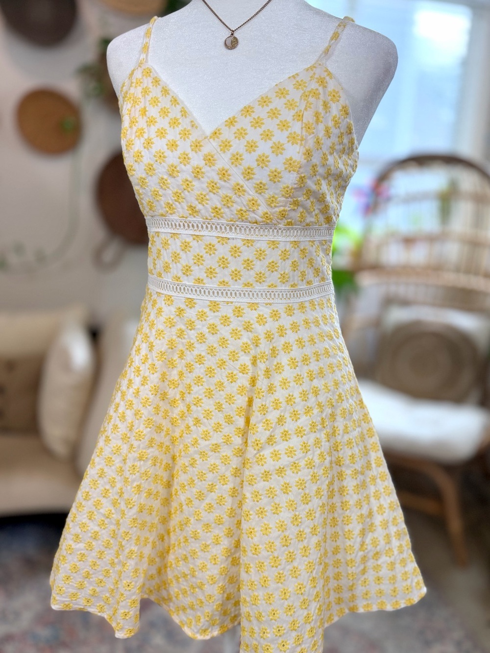 White Yellow Floral Eyelet Sundress 100%Cotton Flare Sorority Rush Cottagecore 5 - Picture 4 of 10